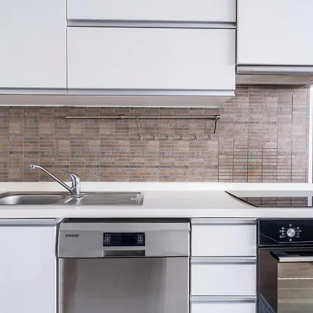 Modern And Fully Furnished In Atasehir Apartamento *