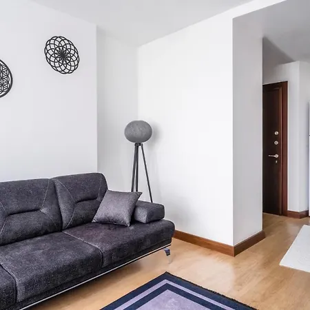 Modern And Fully Furnished In Atasehir Apartamento *